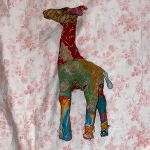 Artsy Giraffe decor